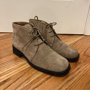 Clarks Nunbuck Desert Chukka Boots Women's Size 7.5